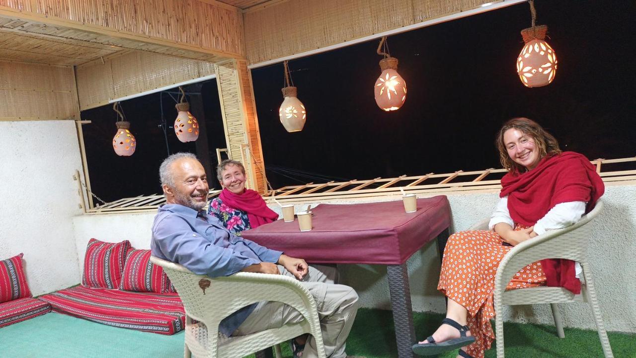Sehma Guest House Al Ḩamrāʼ エクステリア 写真