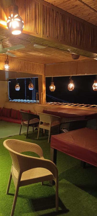 Sehma Guest House Al Ḩamrāʼ エクステリア 写真